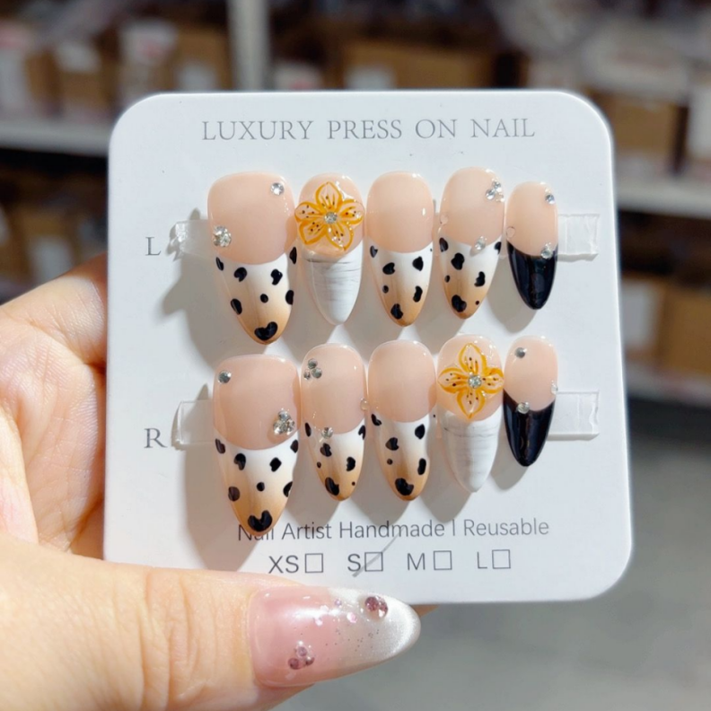 Handmade Press-On Nails -SKU: D461